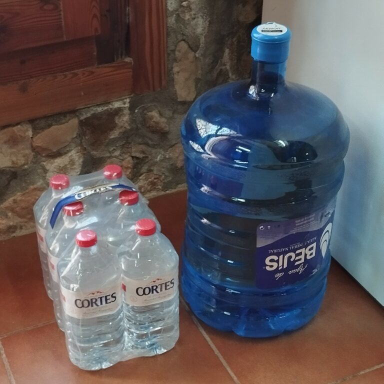 agua de cortesia